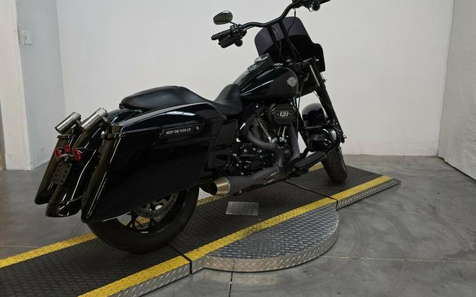 FLHRXS 2021 Road King Special