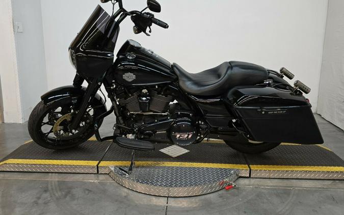 FLHRXS 2021 Road King Special