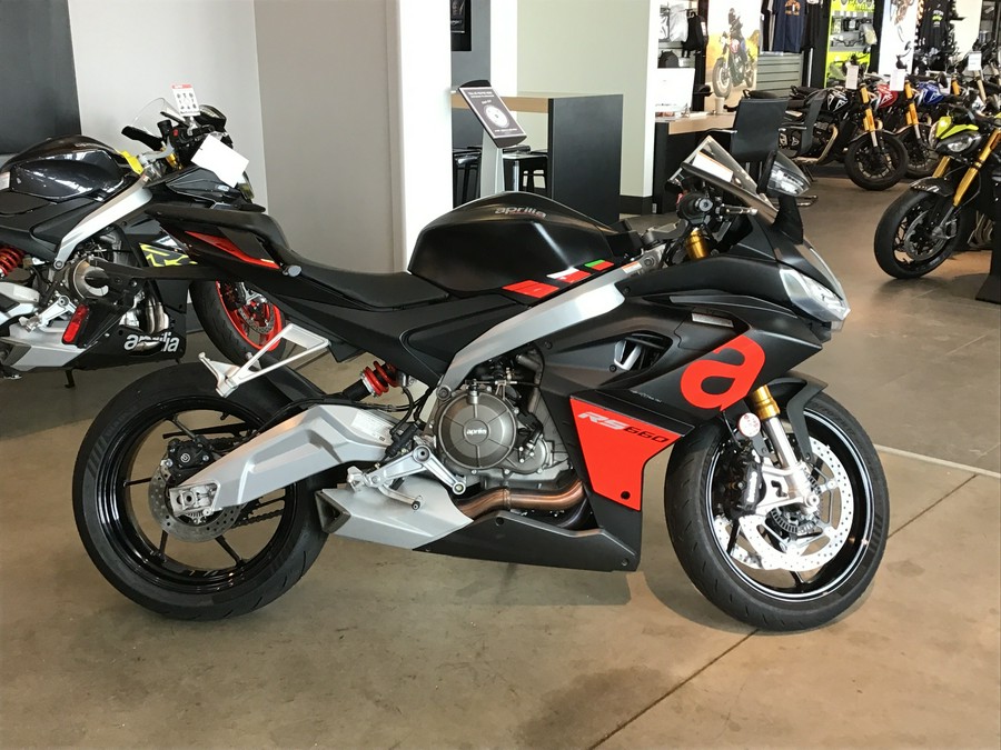 2025 Aprilia RS 660
