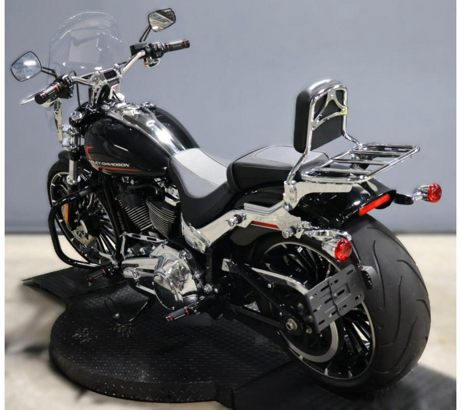 2023 Harley-Davidson Breakout