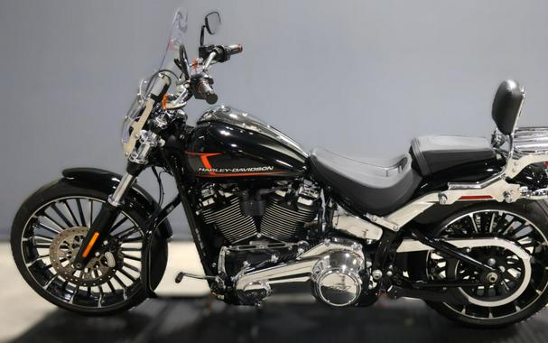2023 Harley-Davidson Breakout