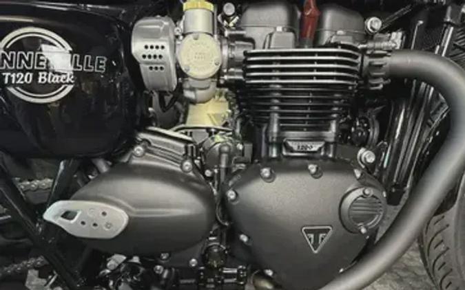 2026 Triumph Bonneville T120 Black