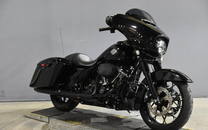 2021 Harley-Davidson Street Glide Special