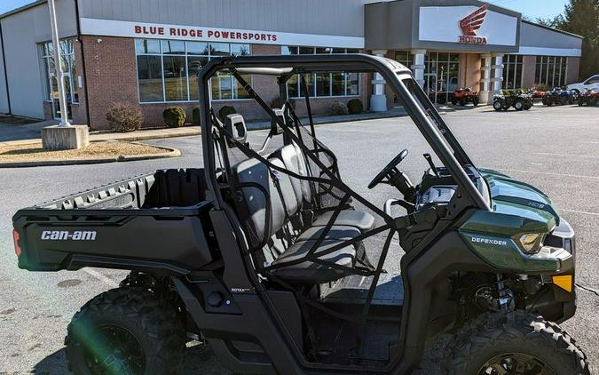 2025 Can-Am® Defender DPS HD9 Compass Green