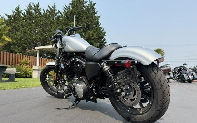 2020 Harley-Davidson Iron 883 Barracuda Silver Denim