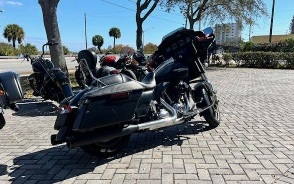 2016 Harley-Davidson® FLHX - Street Glide®