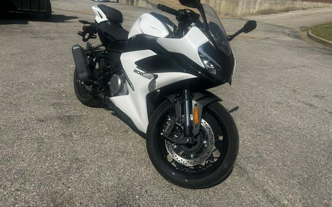 2025 CFMOTO 300SS