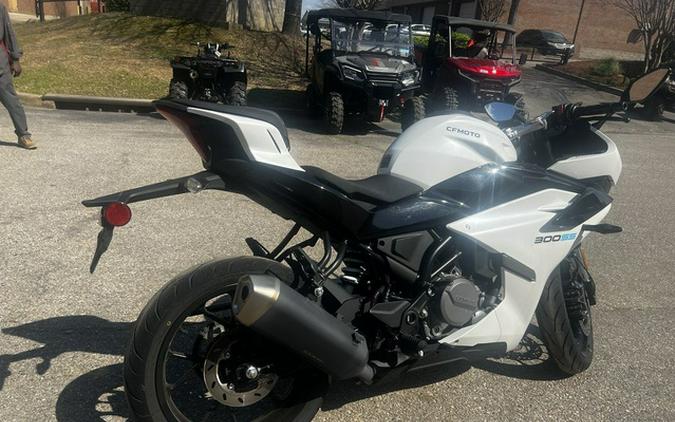 2025 CFMOTO 300SS