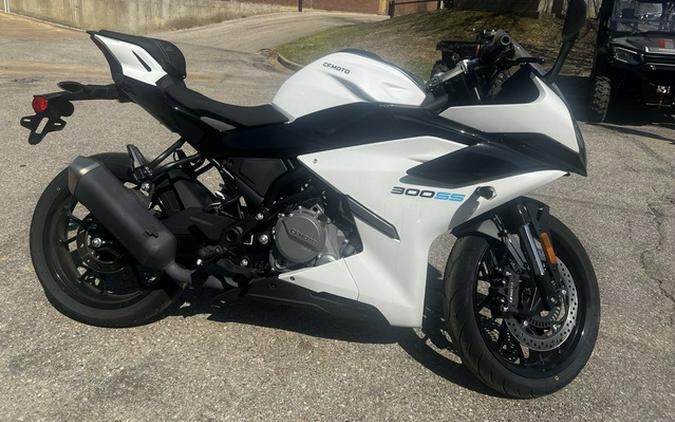 2025 CFMOTO 300SS