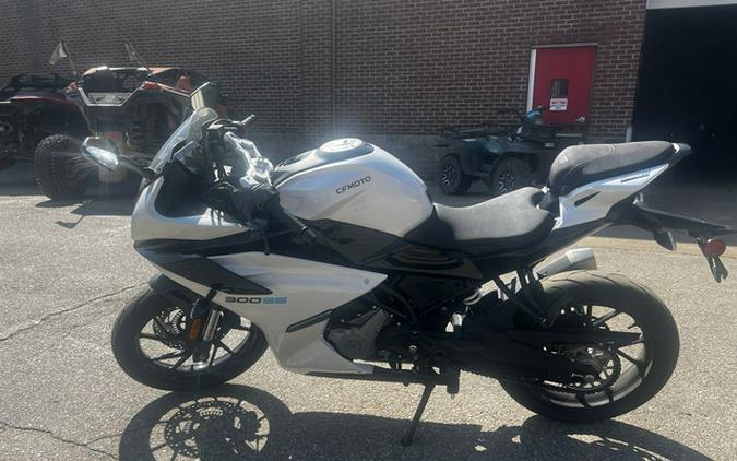 2025 CFMOTO 300SS
