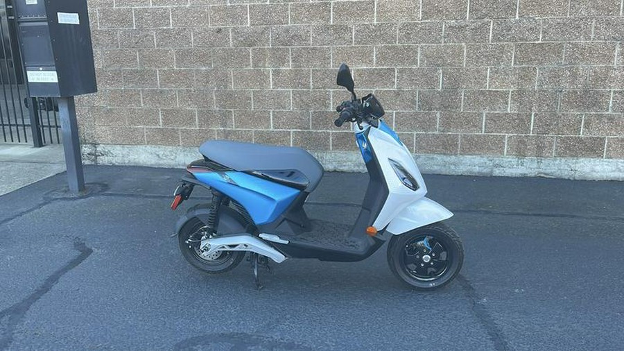 2022 Piaggio Piaggio 1 Active