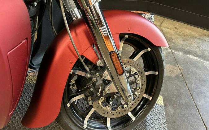 2020 Indian Roadmaster Dark Horse Ruby Smoke