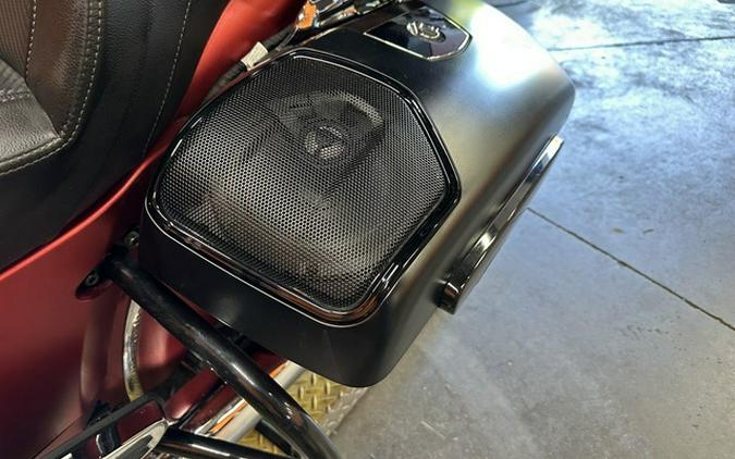 2020 Indian Roadmaster Dark Horse Ruby Smoke