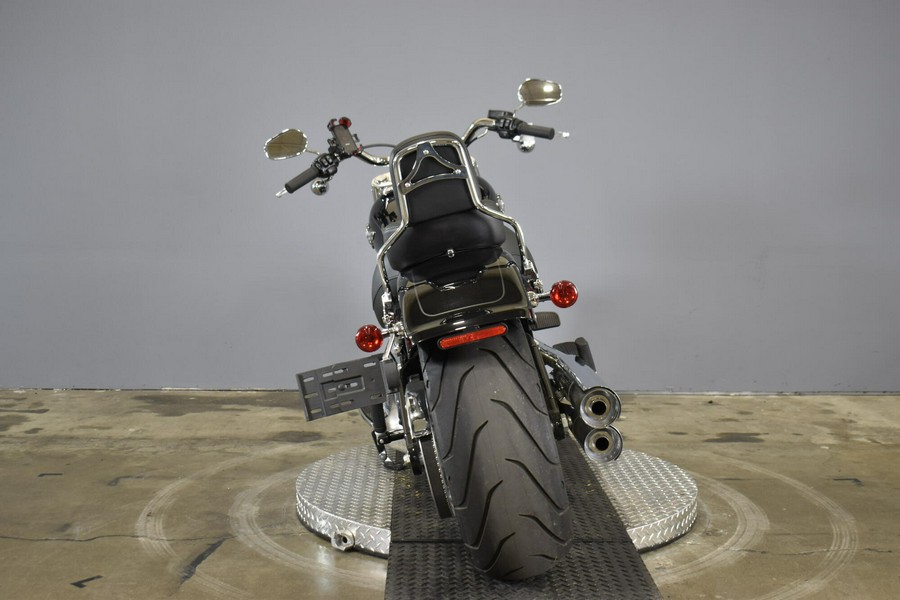 2021 Harley-Davidson Fat Bob 114 Vivid Black