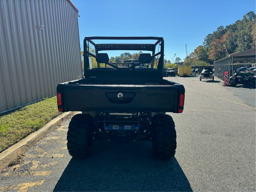 2026 Can-Am Defender HD7