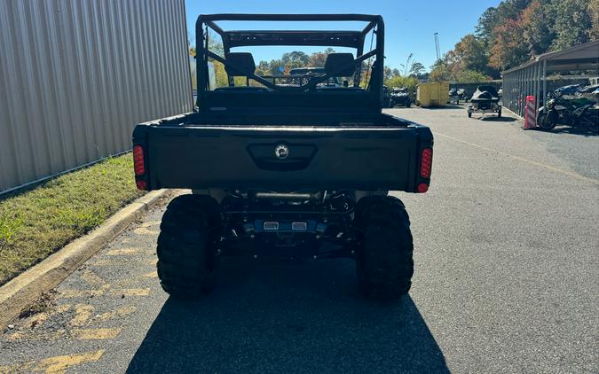 2026 Can-Am Defender HD7