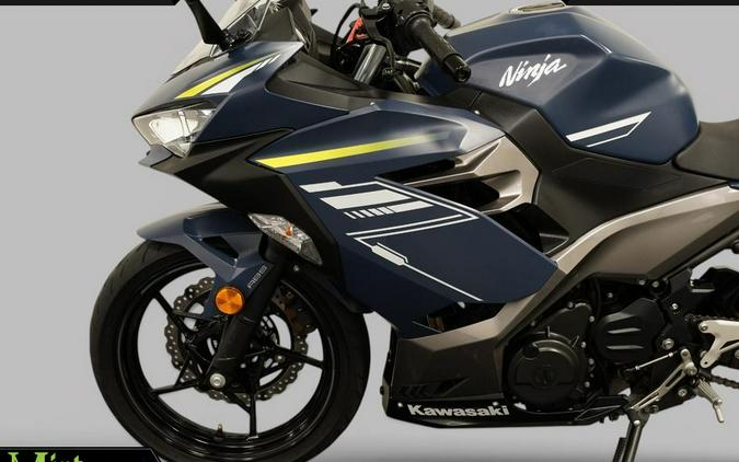 2022 Kawasaki NINJA 400 (ABS)