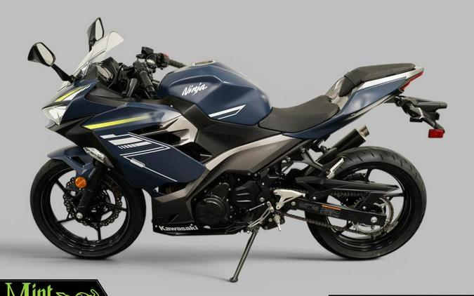 2022 Kawasaki NINJA 400 (ABS)