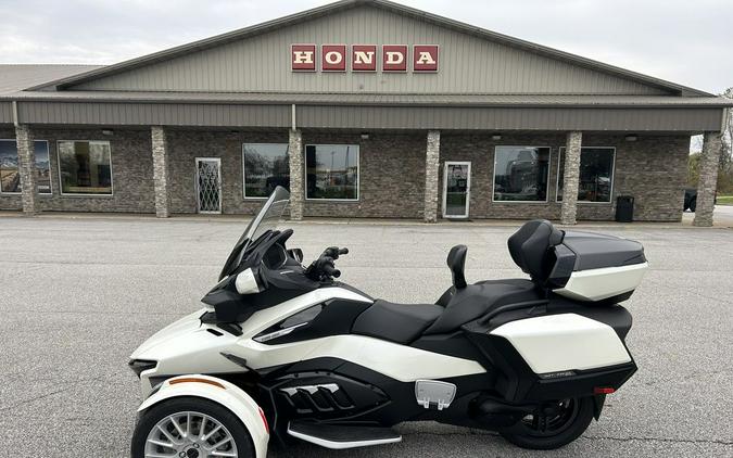 2026 Can-Am® Spyder RT