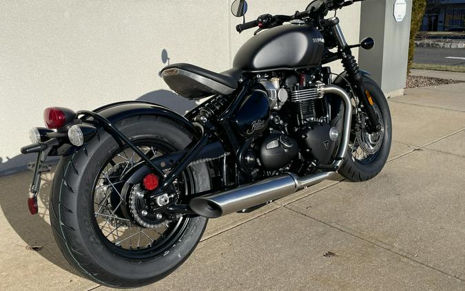 2023 Triumph BONNEVILLE BOBBER