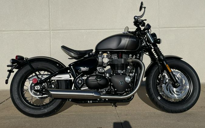 2023 Triumph BONNEVILLE BOBBER