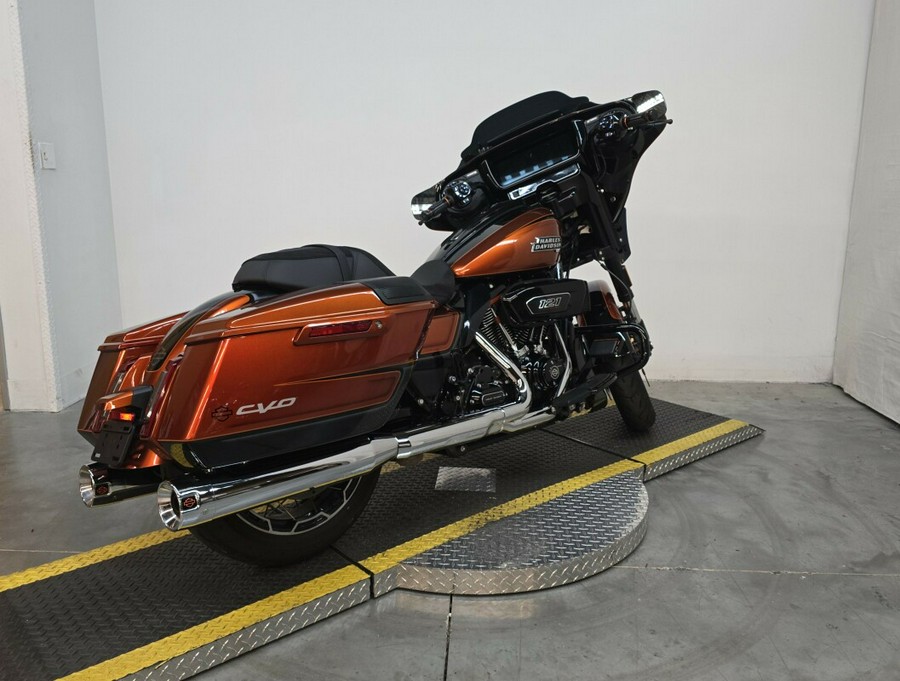 FLHXSE 2023 CVO™ Street Glide