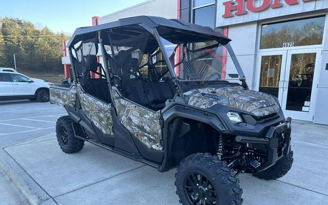 2024 Honda Pioneer 1000-6 Deluxe Crew Camo