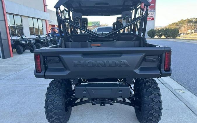 2024 Honda Pioneer 1000-6 Deluxe Crew Camo