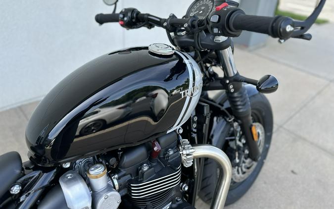 2024 Triumph BONNEVILLE BOBBER