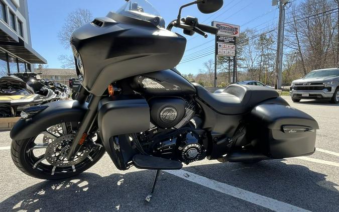 2021 Indian Motorcycle® Chieftain® Dark Horse® Thunder Black Smoke