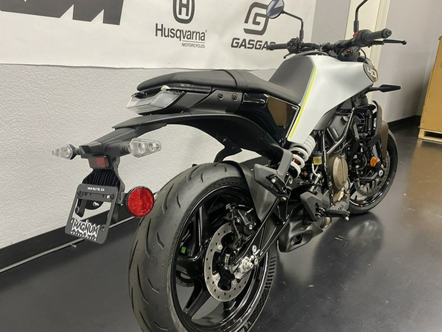 2024 Husqvarna VITPILEN 401