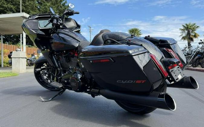 2024 Harley-Davidson CVO Road Glide ST Raven Metallic