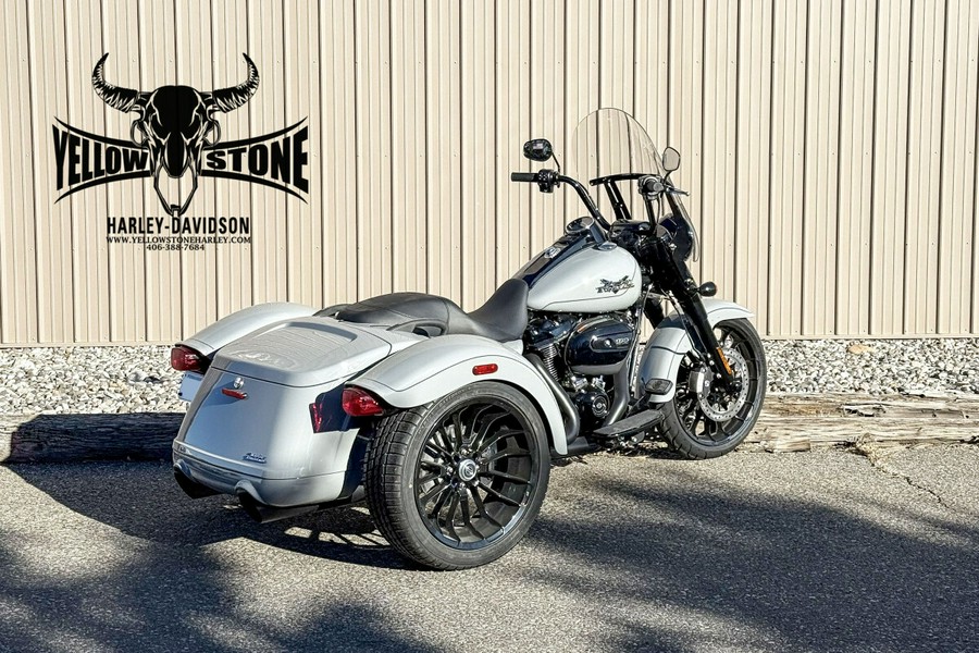 2024 Harley-Davidson® Freewheeler® Billiard Gray