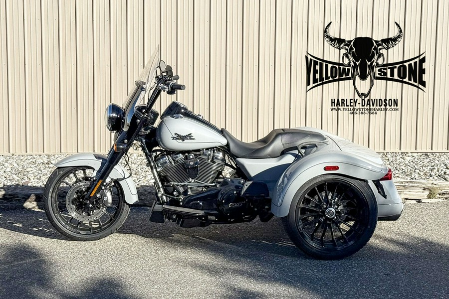 2024 Harley-Davidson® Freewheeler® Billiard Gray