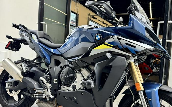 2025 BMW S 1000 XR Gravity Blue Metallic