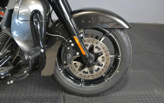 2018 Harley-Davidson CVO Limited Black Earth Fade