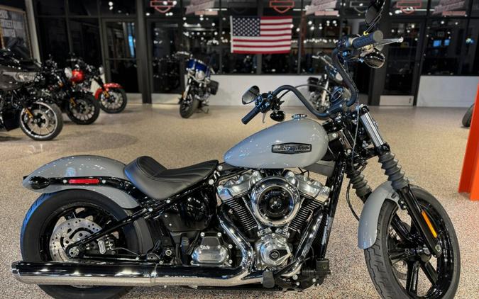 FXBB 2026 Street Bob