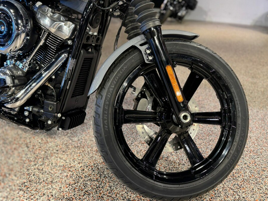 FXBB 2026 Street Bob