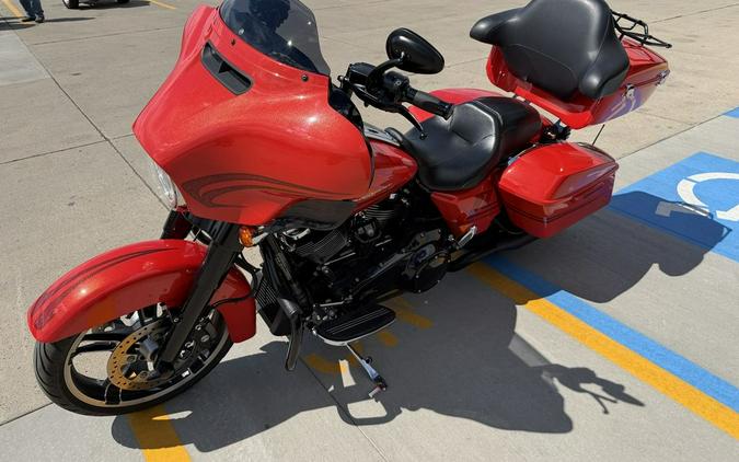 2017 Harley-Davidson® FLHXS - Street Glide® Special