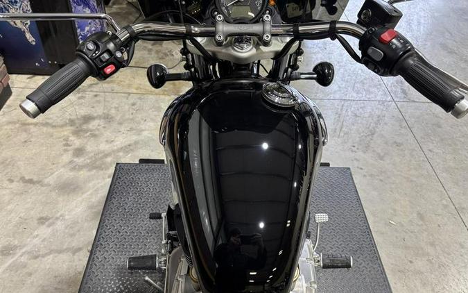 2023 Triumph Bonneville Speedmaster Jet Black