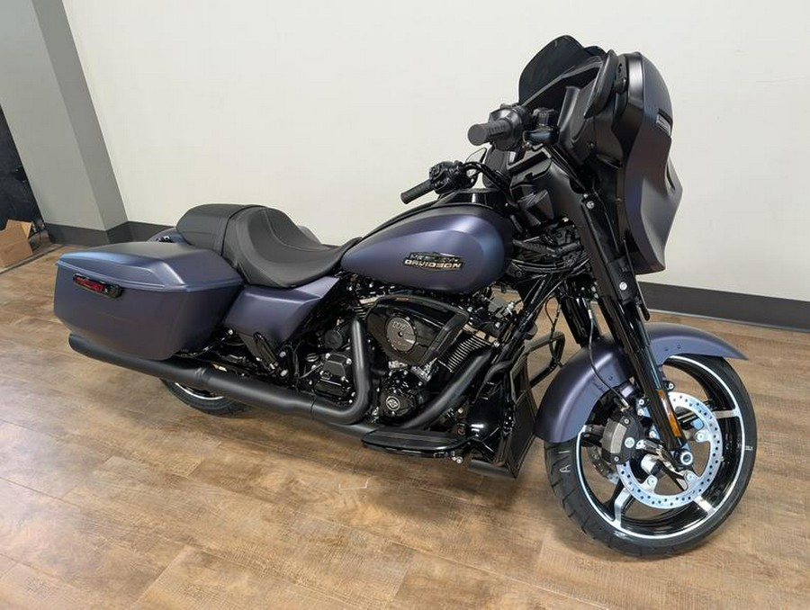 2025 Harley-Davidson® FLHX - Street Glide®