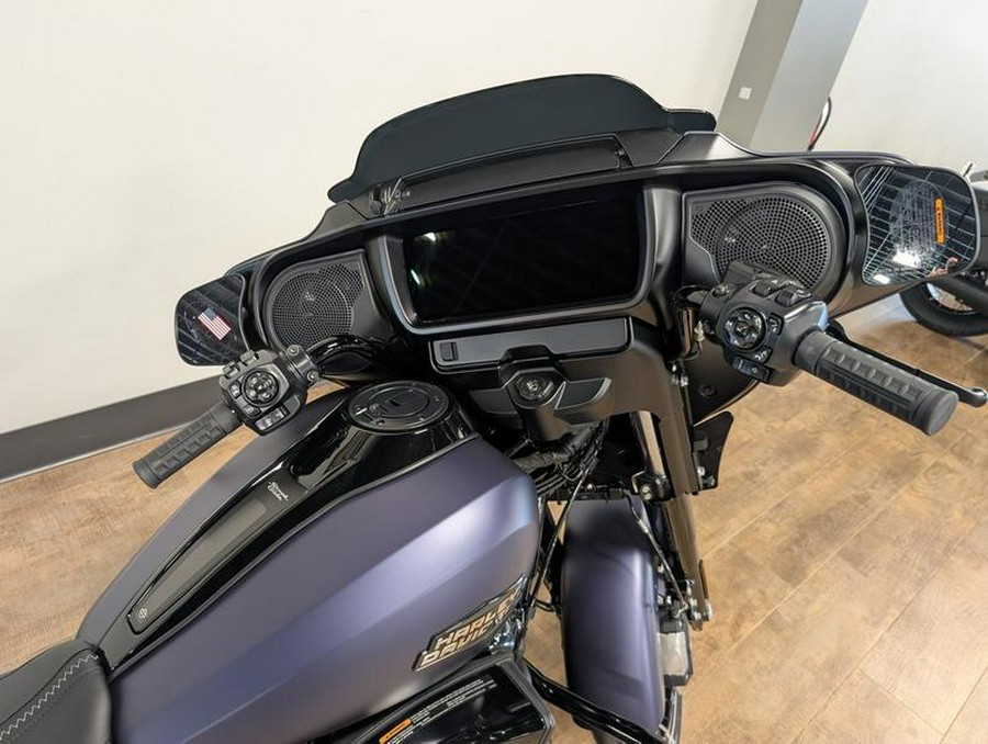 2025 Harley-Davidson® FLHX - Street Glide®