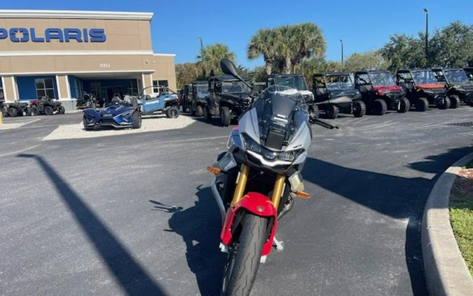 2026 MOTO GUZZI V100 MANDELLO S - ROSSO RED LAVA