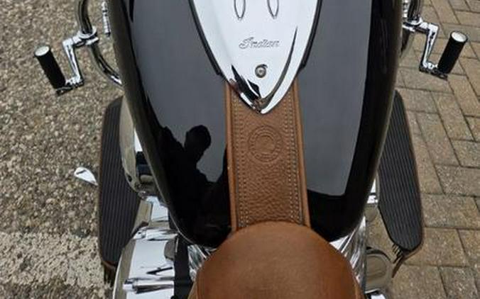 2016 Indian Motorcycle® Chief® Vintage Thunder Black