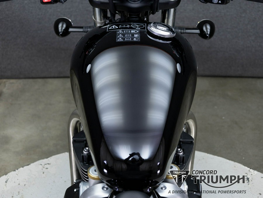 2023 TRIUMPH BONNEVILLE BOBBER