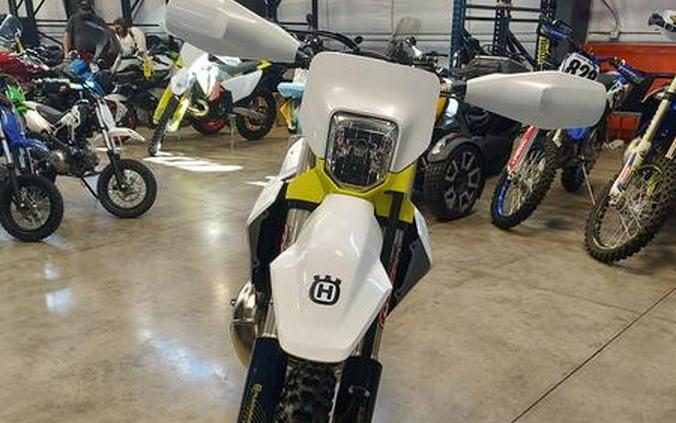 2024 Husqvarna® TE 300