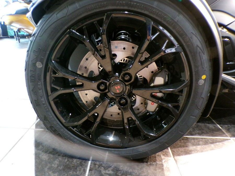 2024 Can-Am® Spyder RT Limited Dark Wheels