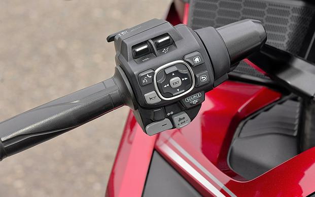 2018 HONDA Gold Wing Tour Airbag DCT