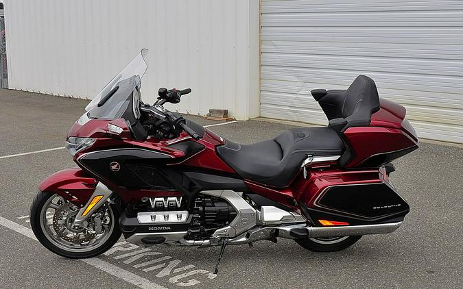 2018 HONDA Gold Wing Tour Airbag DCT