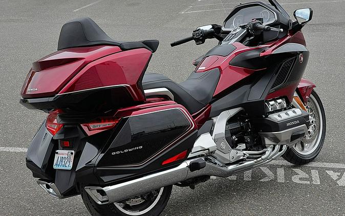 2018 HONDA Gold Wing Tour Airbag DCT